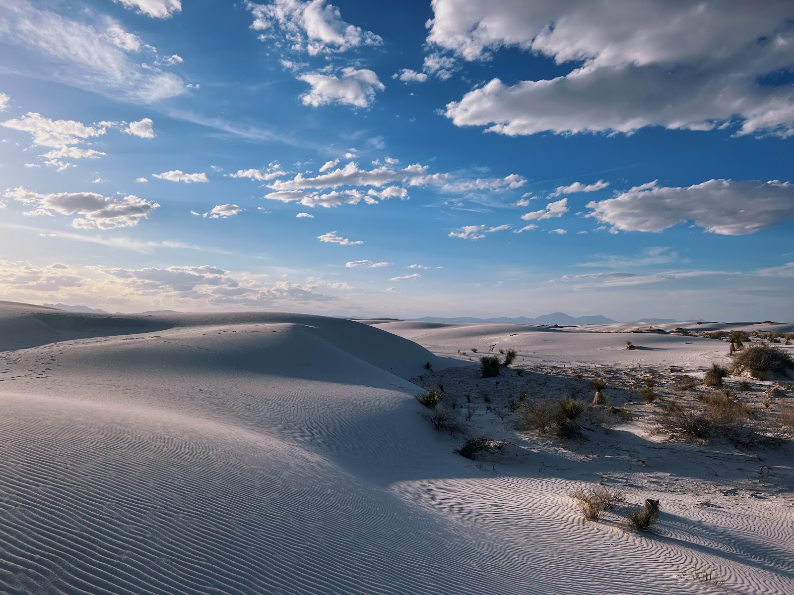 White Sands National Park cemetery grounds and headstones