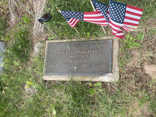 Wichita Park Cemetery grounds