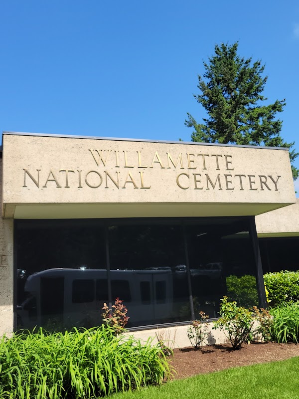 Willamette National Cemetery grounds