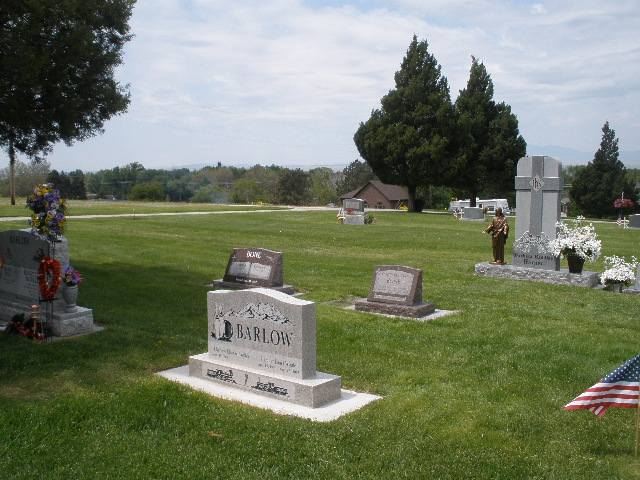 Willard City Cemetery headstone and grounds