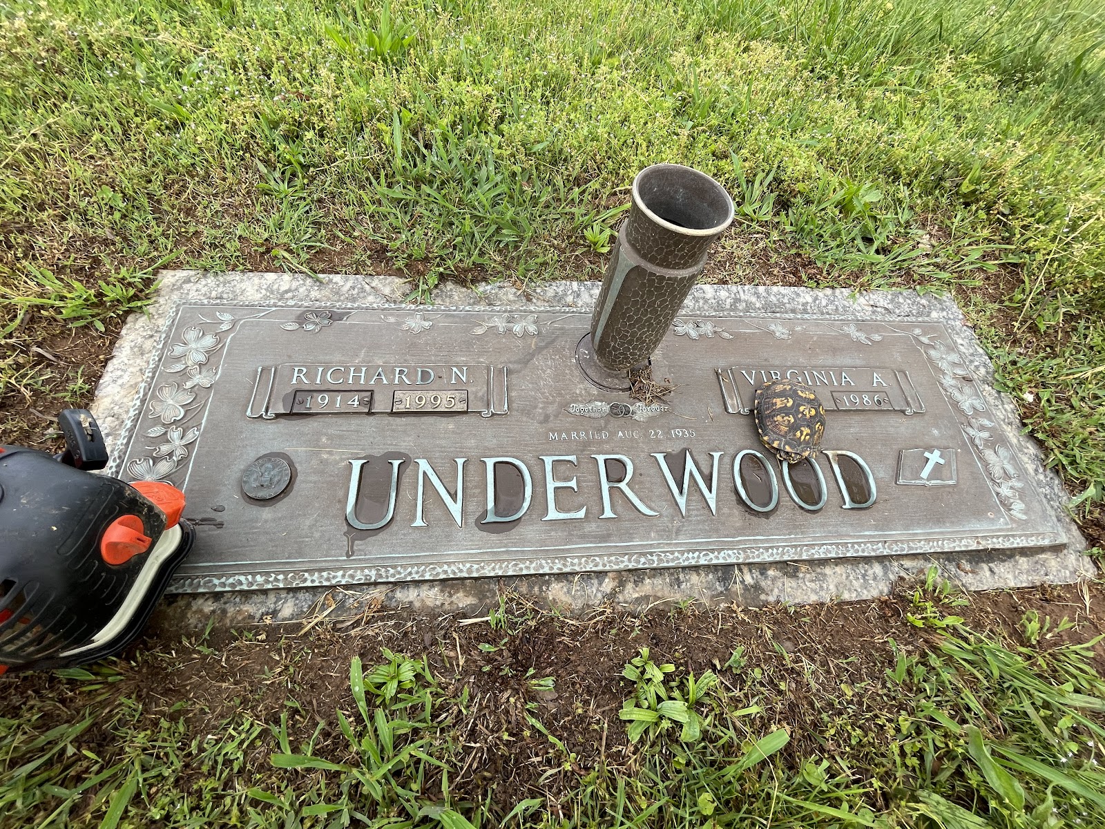 Wilson County Funeral Home and Memorial Park cemetery grounds and headstones