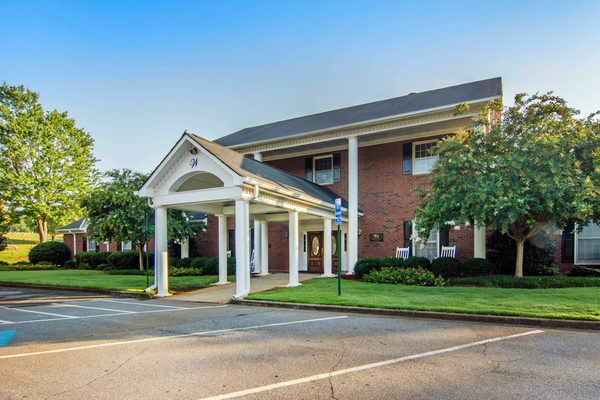 Winkenhofer Pine Ridge Funeral Home and Memorial Park grounds