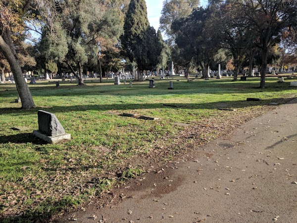 Woodland Cemetery grounds
