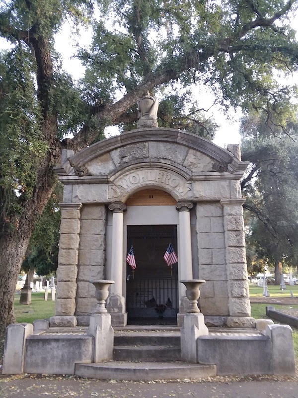 Woodland Cemetery grounds