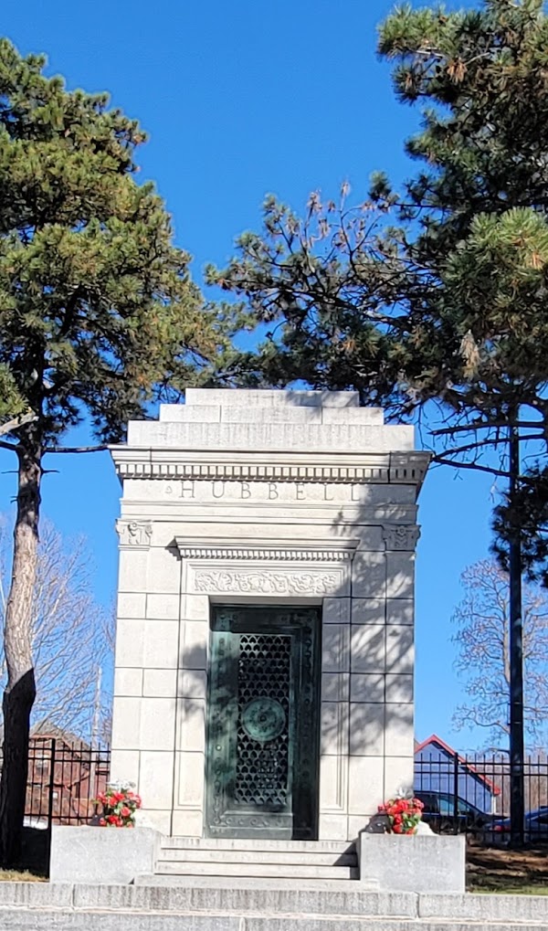 Woodland Cemetery grounds