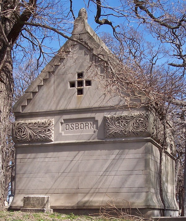 Woodland Cemetery grounds