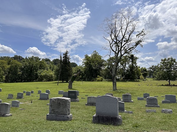 Woodlawn Cemetery & Chapel grounds
