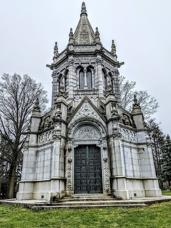 Woodlawn Cemetery • Conservancy grounds