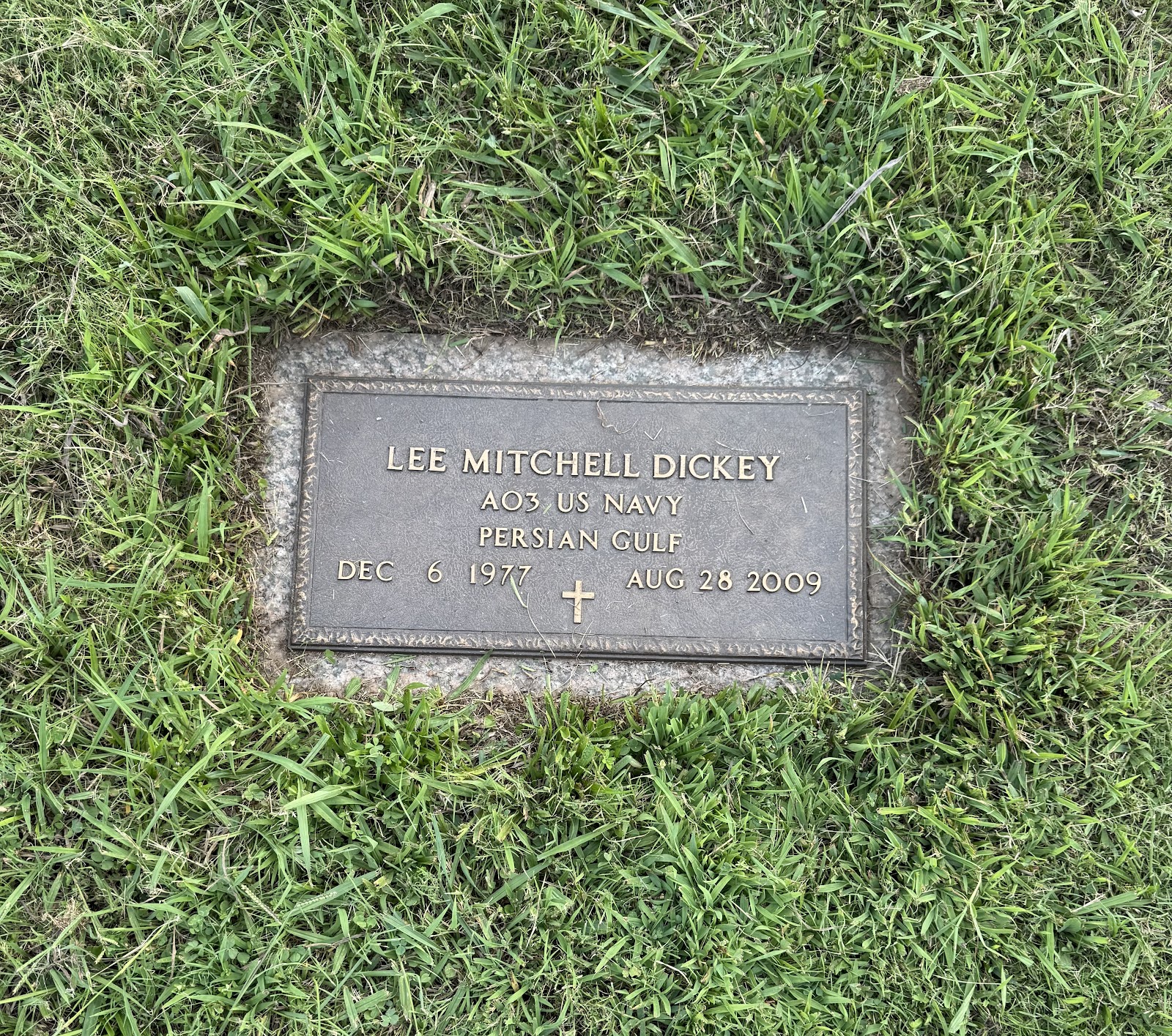 Woodlawn Cemetery cemetery grounds and headstones
