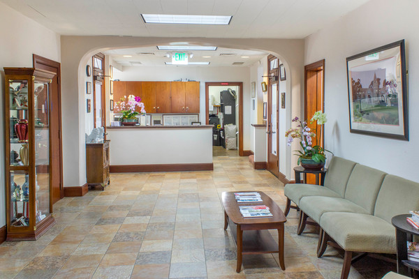 Woodlawn Funeral Home & Memorial Park grounds