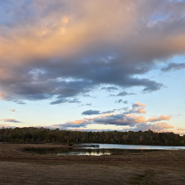 Yadkin Memorial Park grounds