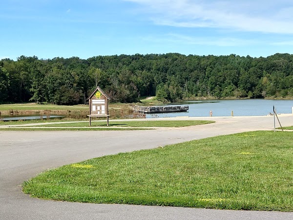 Yadkin Memorial Park grounds