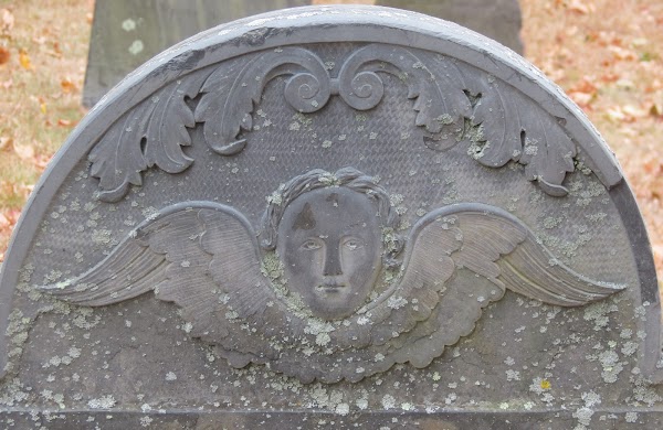 Ye Antientist Burial Ground, New London grounds