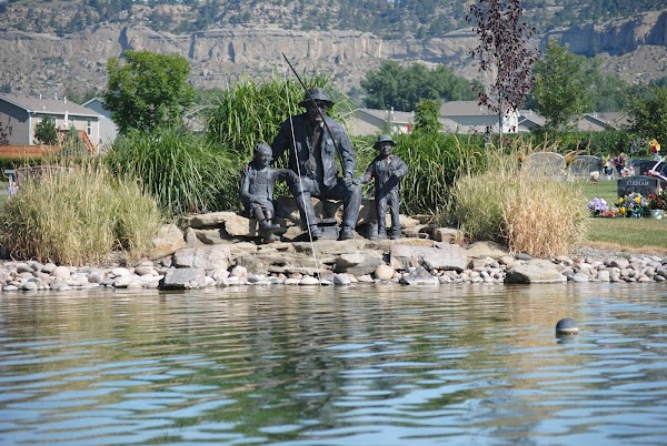 Yellowstone Valley Memorial Park grounds