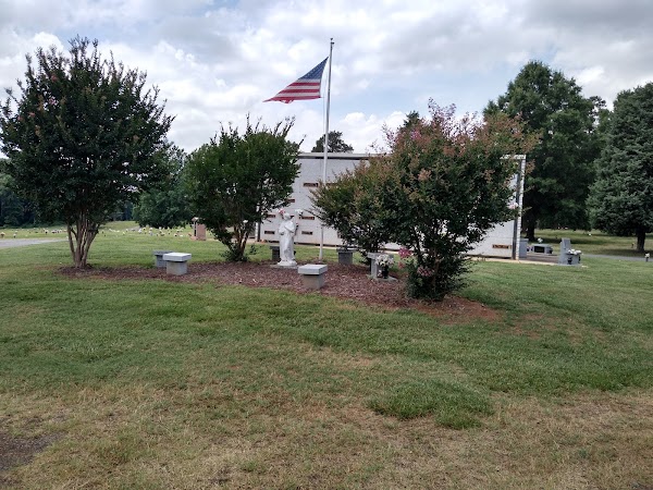York Memorial Park grounds