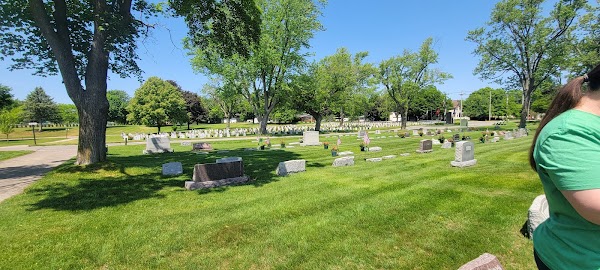 Zeeland Cemetery grounds