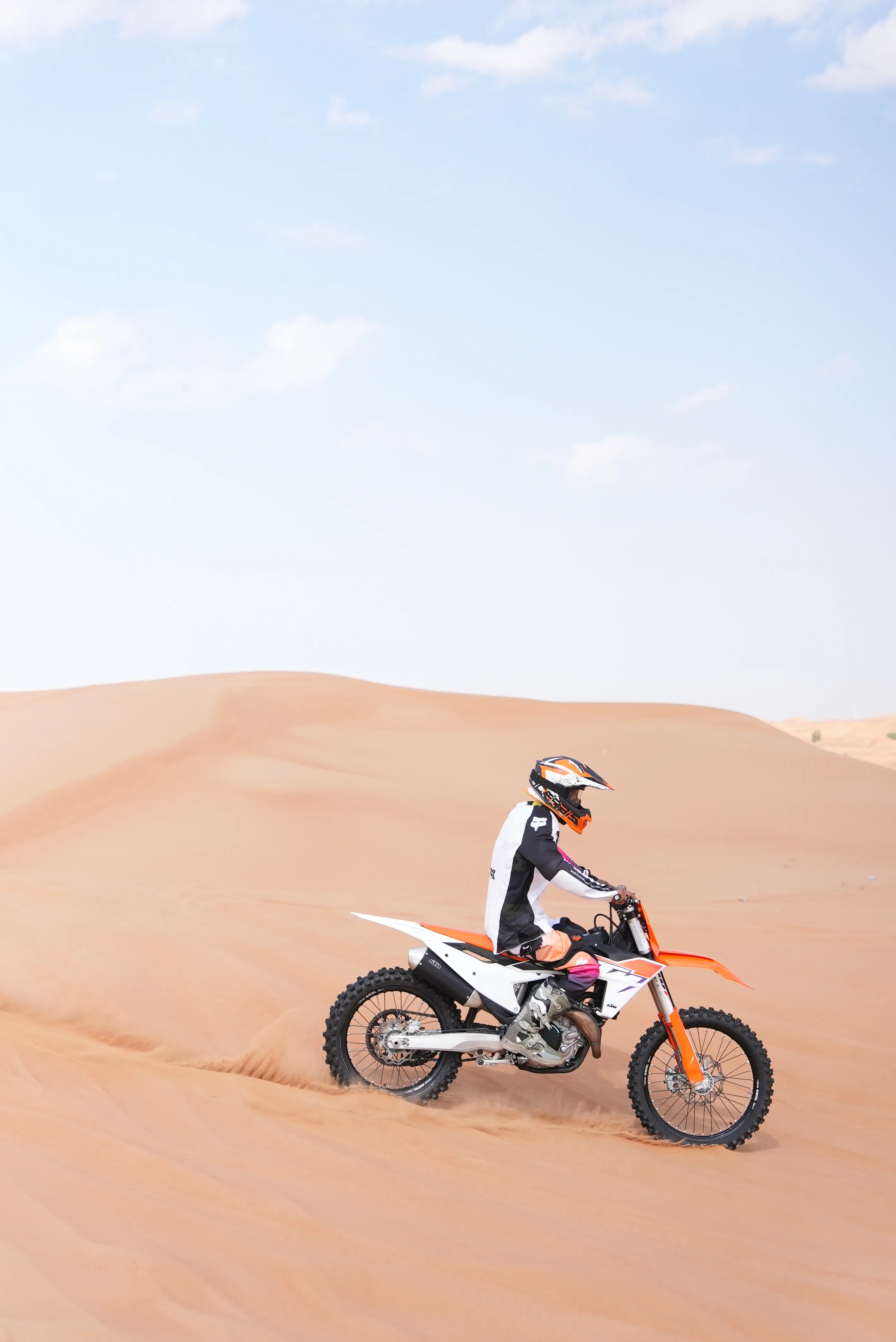 Dubai Motocross KTM 450CC Rental - Image 2
