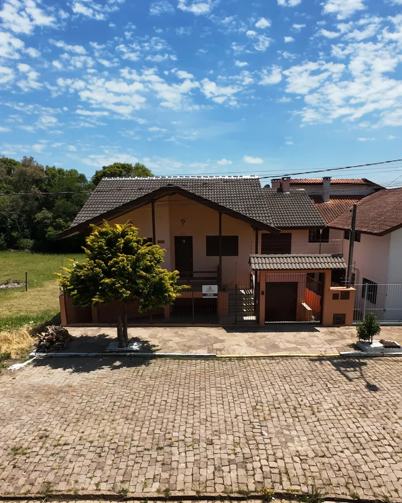 Casa Semi Mobiliada em Flores da Cunha