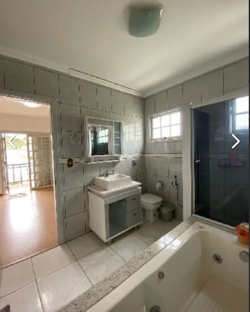 Casa de Dois Andares no Bairro Aparecida