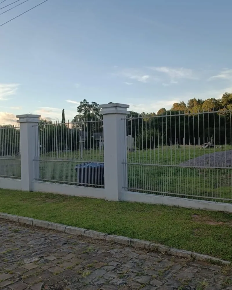 Terreno de 400m2 no Condomínio Recanto da Cascata