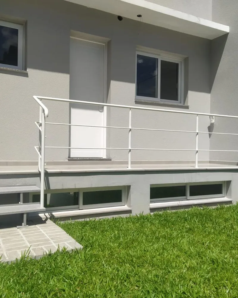 Sobrado Triplex no Bairro Jardim América