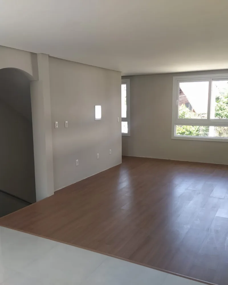 Sobrado Triplex no Bairro Jardim América