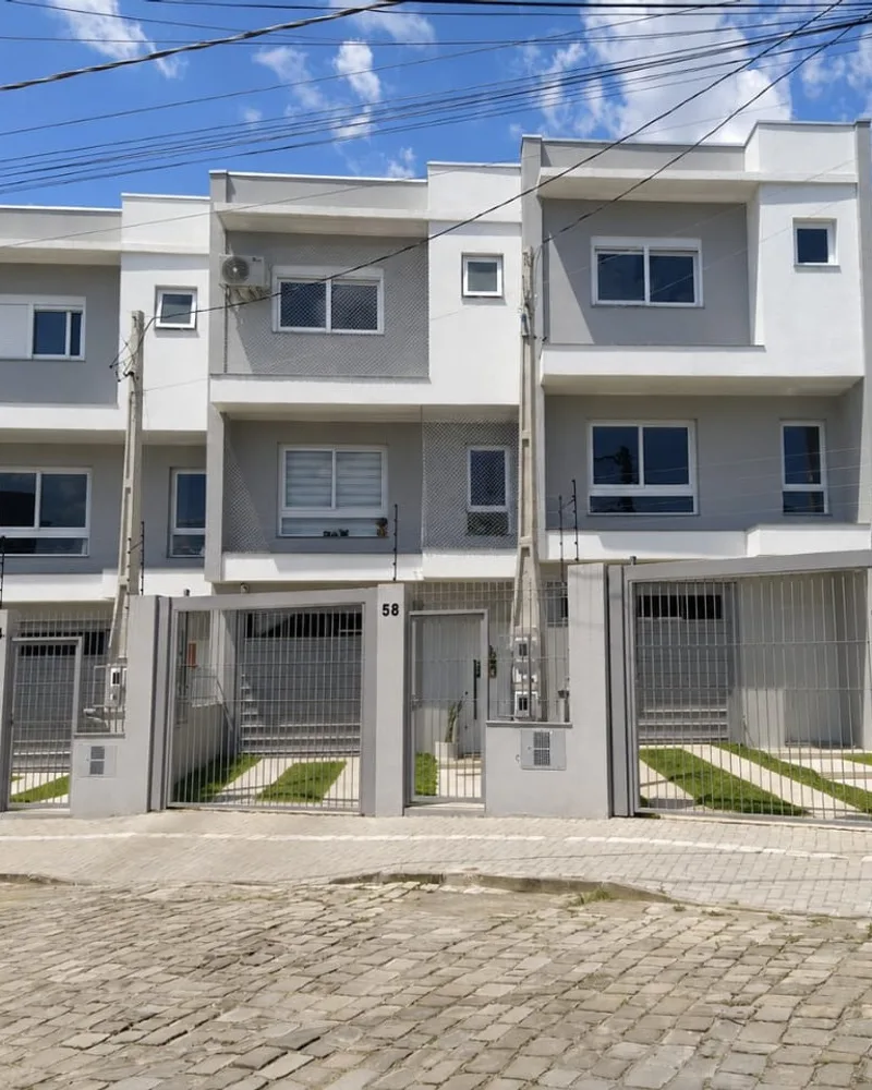 Sobrado Triplex no Bairro Jardim América