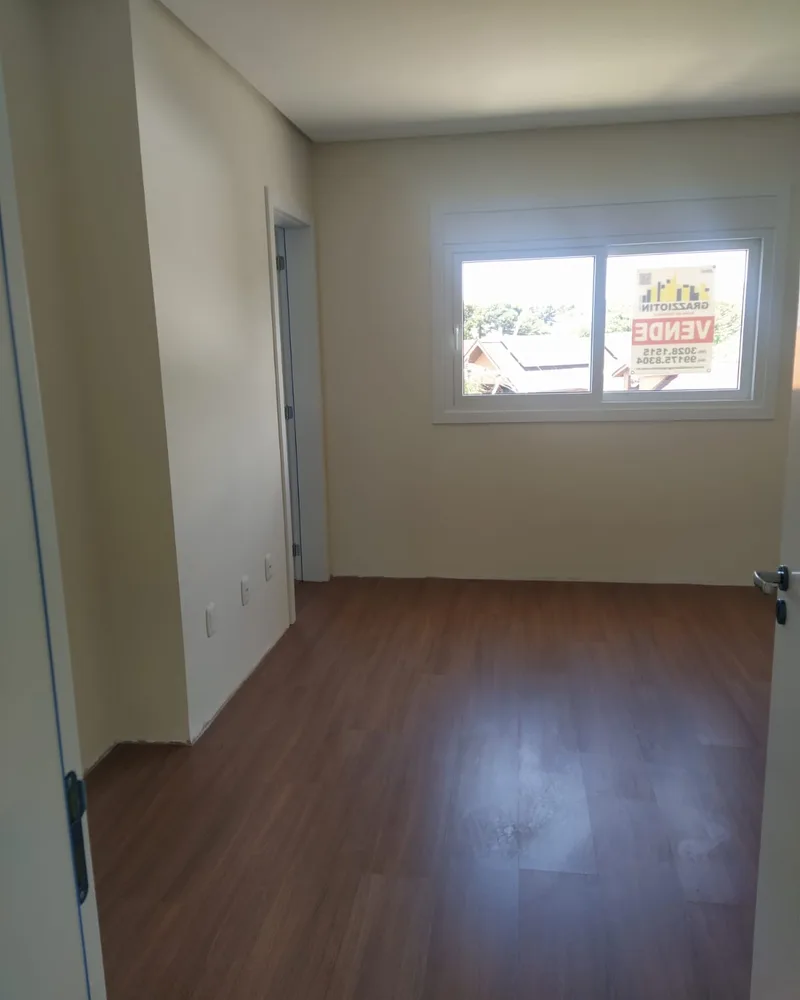 Sobrado Triplex no Bairro Jardim América