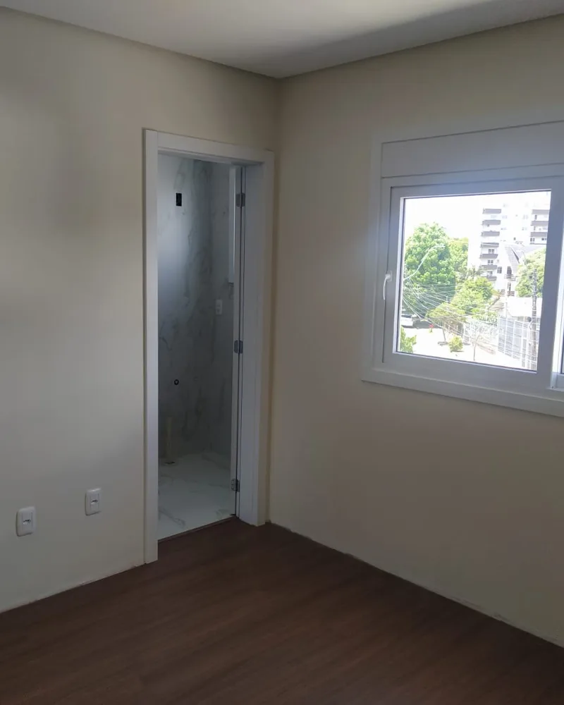 Sobrado Triplex no Bairro Jardim América
