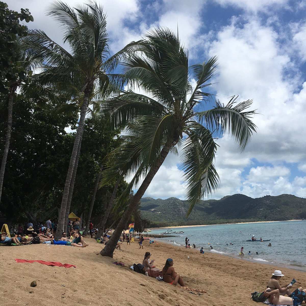 Horseshoe Bay Markets