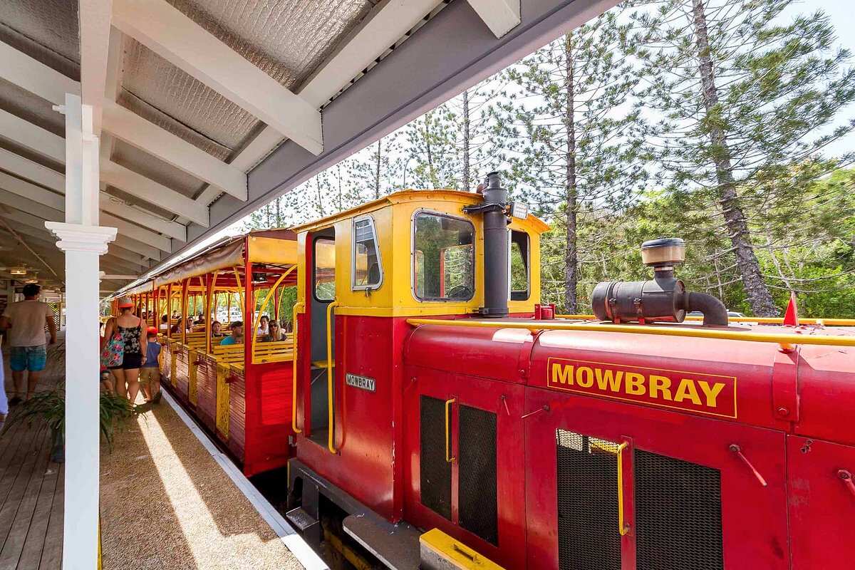 Bally Hooley Station