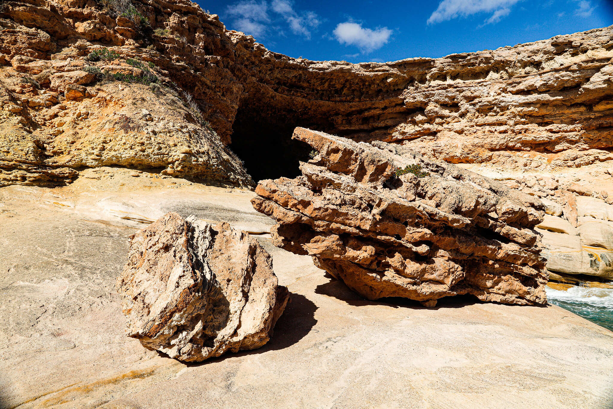 Talia Caves