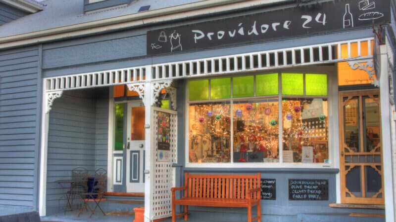 Cow 'n' Calf Art Gallery