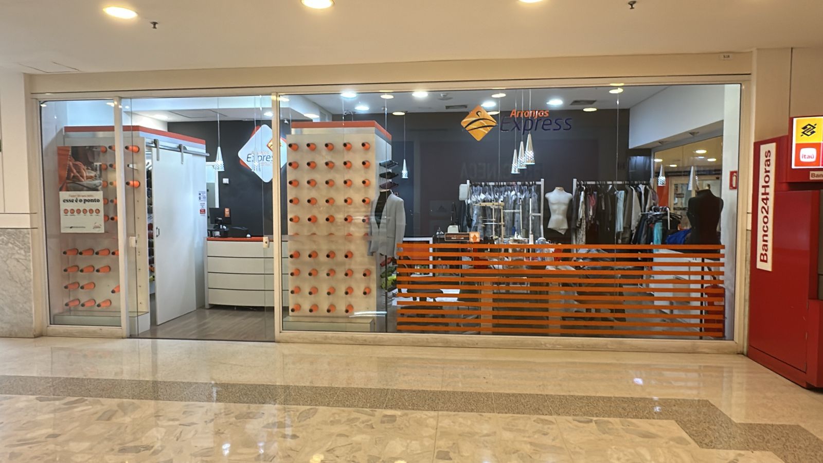 Foto da loja Arranjos Express Shopping Frei Caneca