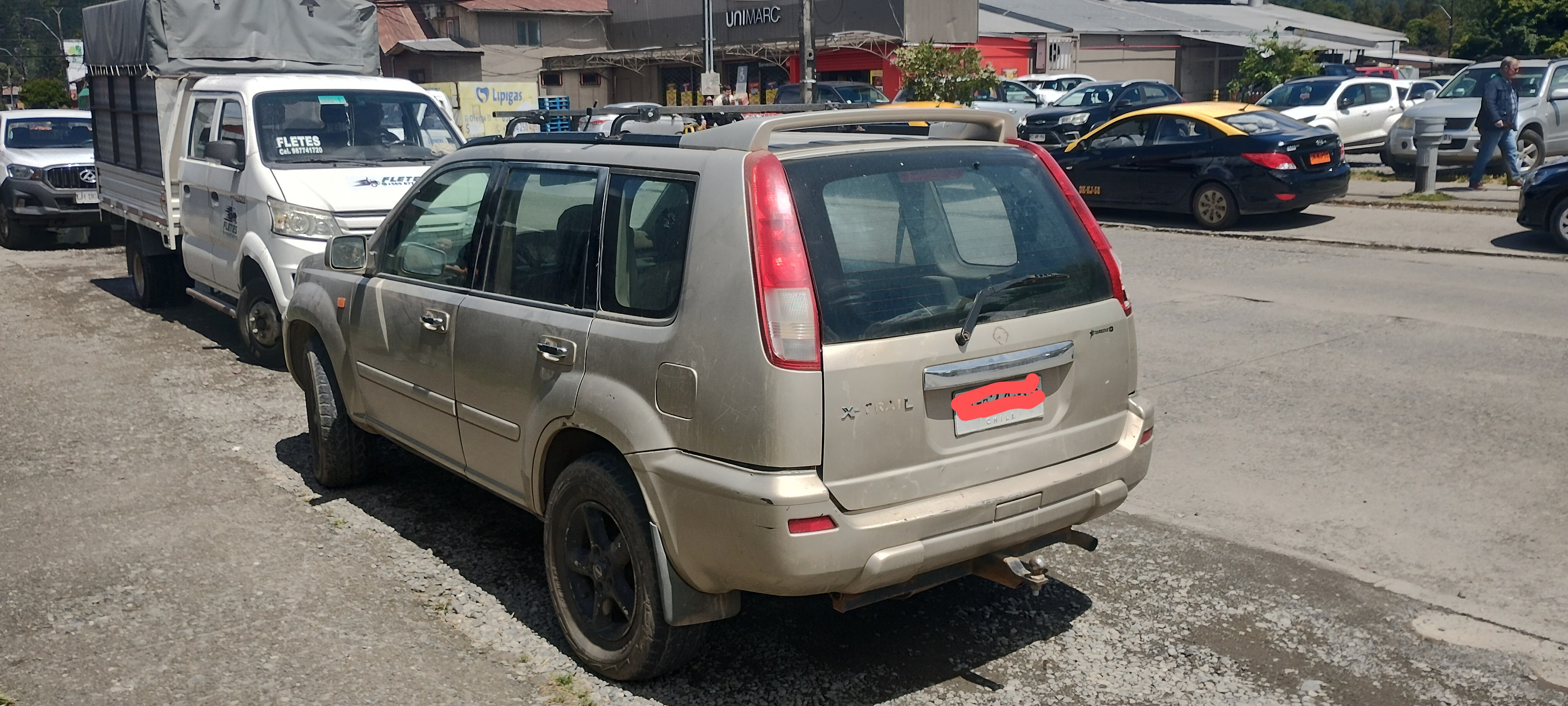 Nissan X-TRAIL
