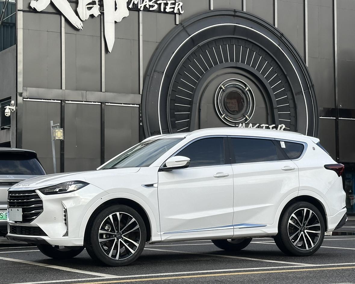 Jetour X70 PLUS 2022 1.6T DCT Pro+ 5-seater