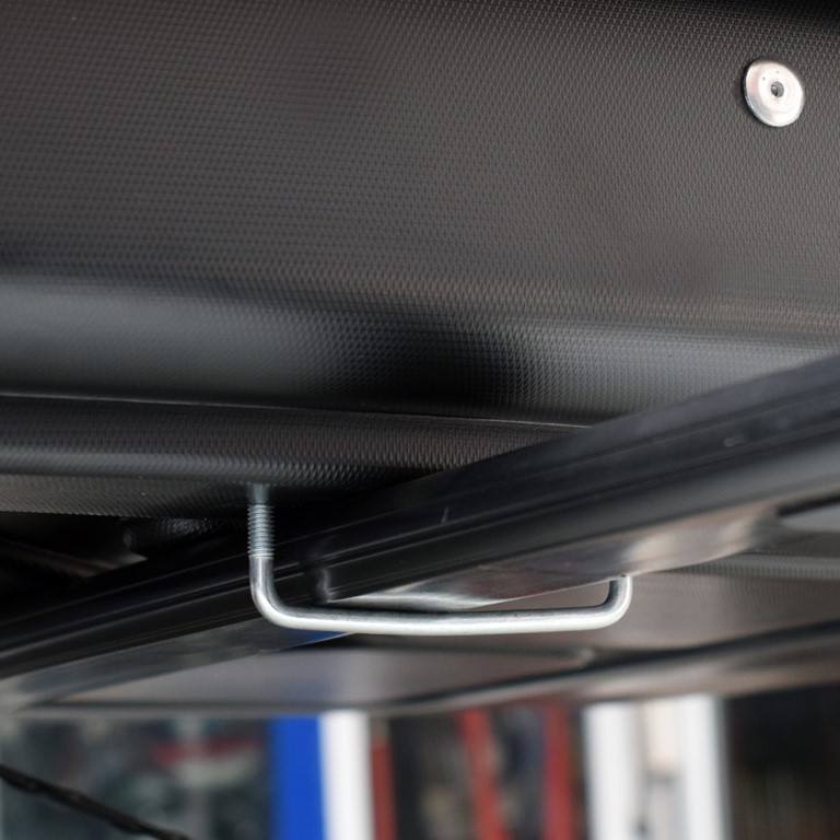 Μπαγκαζιέρα Οροφής RACE AXION 430L (Ελαφρώς Ανάγλυφη / Μαύρο)