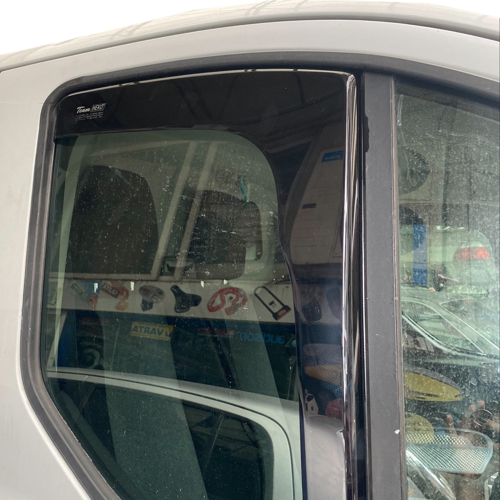 Ανεμοθραύστες HEKO Για FORD TRANSIT COURIER 2D / 4D 2014-2023 / TOURNEO COURIER 2D / 4D 2014-2023 (Ζευγάρι / Μπροστινοί)