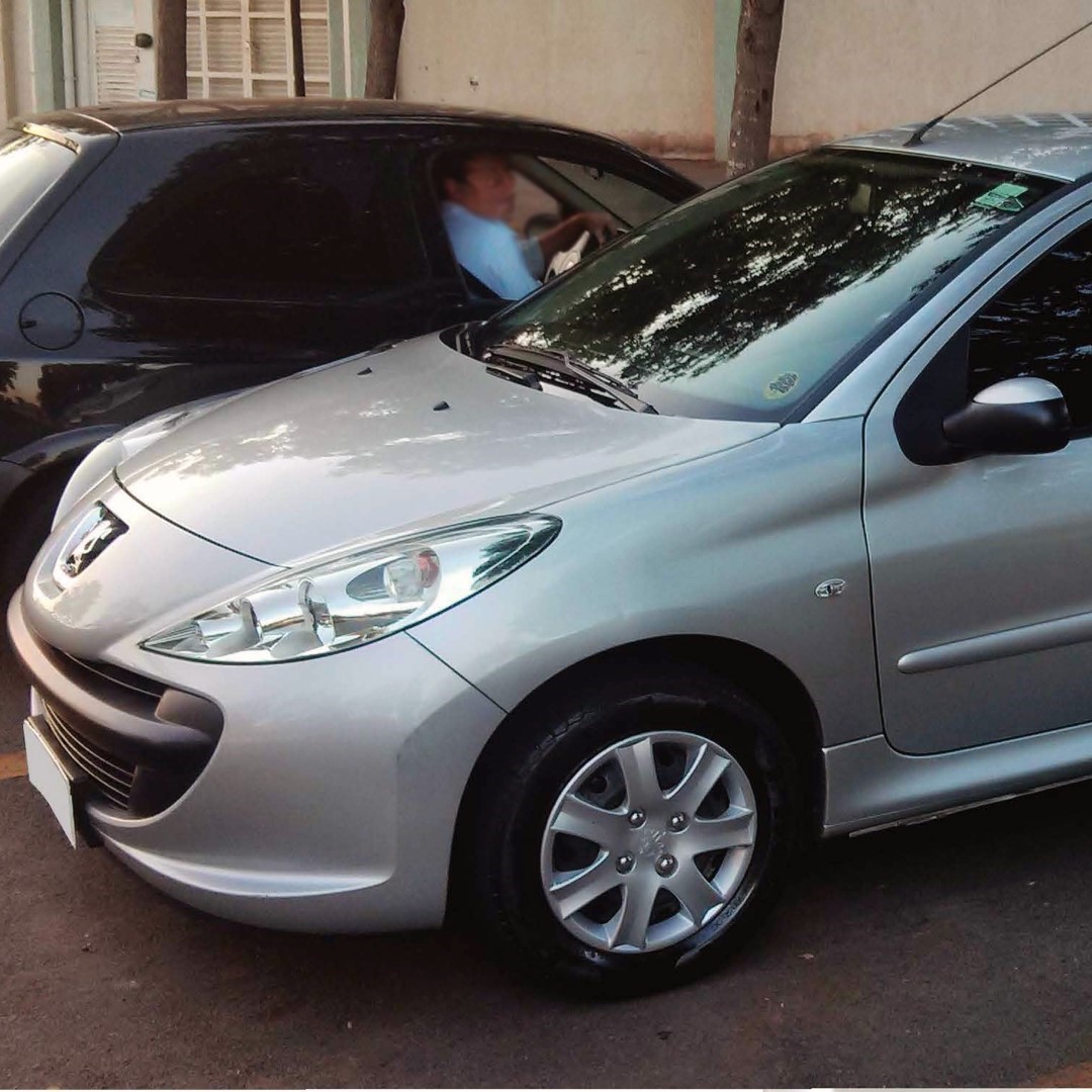 Τάσια Μαρκέ CROATIA COVER 15" Για PEUGEOT 207