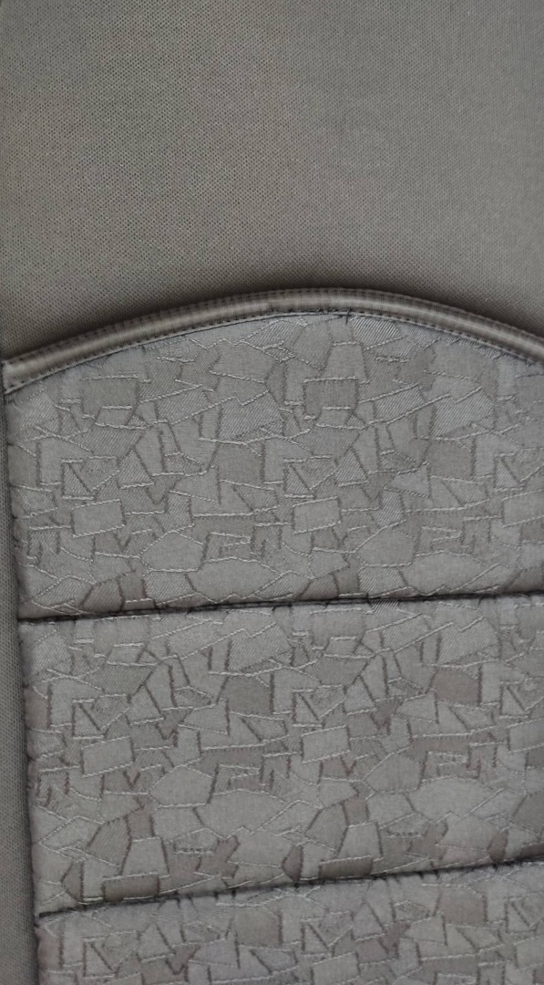 ΗΜΙΚΑΛΥΜΜΑΤΑ ΚΑΘΙΣΜΑΤΩΝ LUX ΜΑΥΡΟ ΠΟΛΥΕΣΤΕΡ ΜΕ VELCRO & ΕΝΣΩΜΑΤΩΜΕΝΑ ΠΡΟΣΚΕΦΑΛΑ RACE AXION - 2 ΤΕΜ.