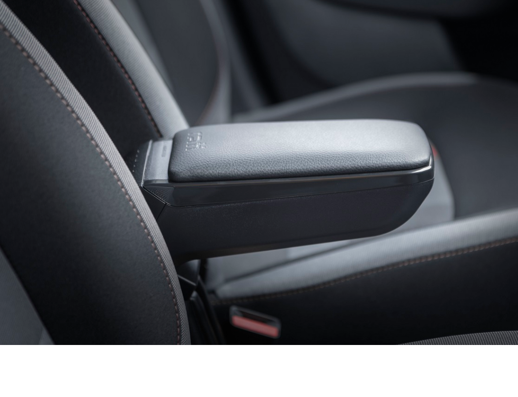 ΤΕΜΠΕΛΗΣ ΑΥΤΟΚΙΝΗΤΟΥ ARMSTER S ΓΙΑ SEAT LEON (+ ΚΑΛΩΔΙΟ 12V) 2020+  ΣΕ ΜΑΥΡΟ ΧΡΩΜΑ RATI - 1 ΤΕΜ.