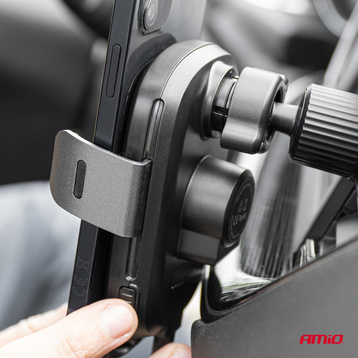 Amio - ΒΑΣΗ ΣΤΗΡΙΞΗΣ ΚΙΝΗΤΟΥ ΓΙΑ ΑΕΡΑΓΩΓΟ ΜΕ ΑΣΥΡΜΑΤΗ ΦΟΡΤΙΣΗ QUICK CHARGE DC5V/2A MAX15W - 1 Τεμ. (03778/AM)