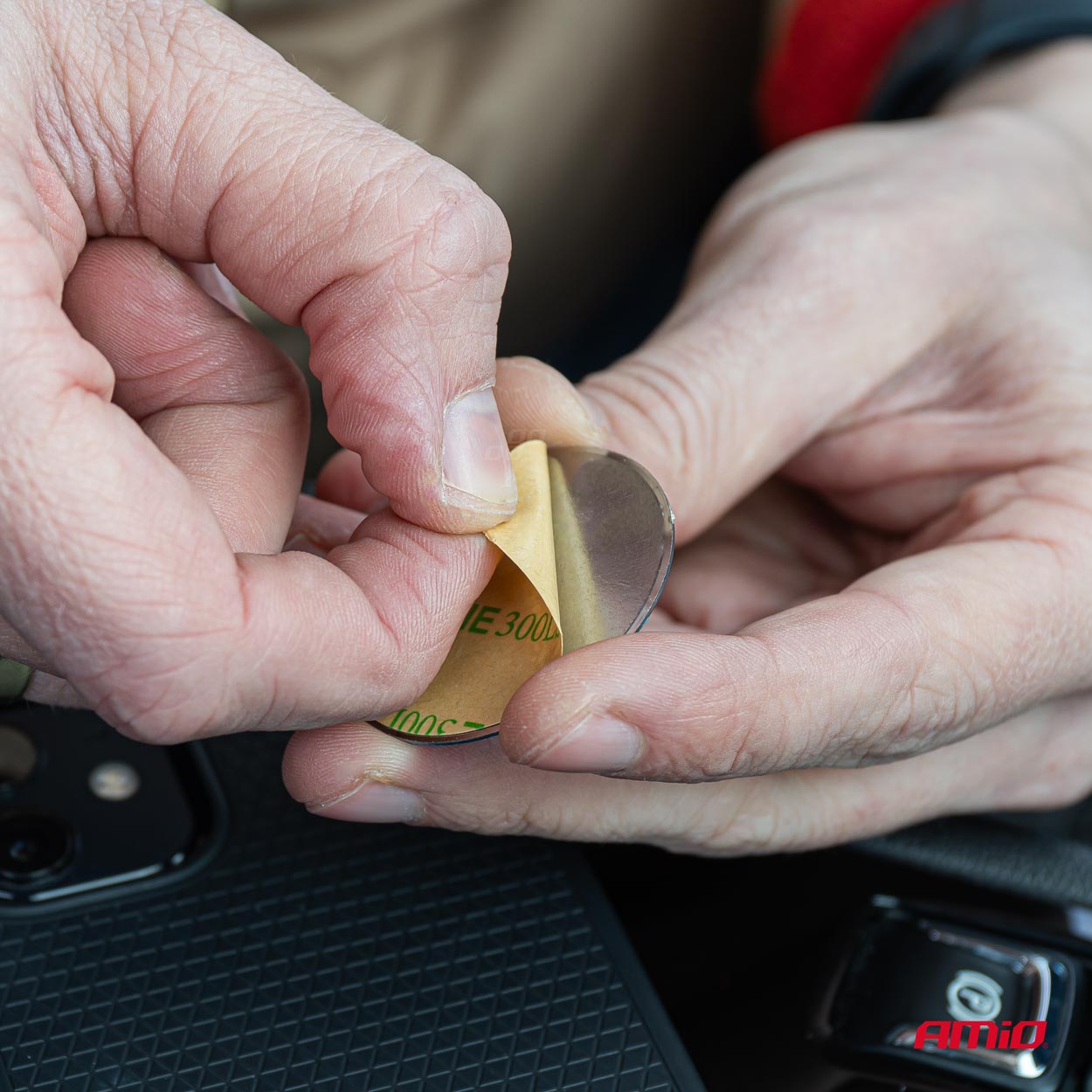 Amio - ΒΑΣΗ ΣΤΗΡΙΞΗΣ ΚΙΝΗΤΟΥ ΜΑΓΝΗΤΙΚΗ ΓΙΑ ΤΑΜΠΛΟ ΜΕ ΤΑΙΝΙΑ ΔΙΠΛΗΣ ΟΨΕΩΣ - 1 Τεμ. (03786/AM)