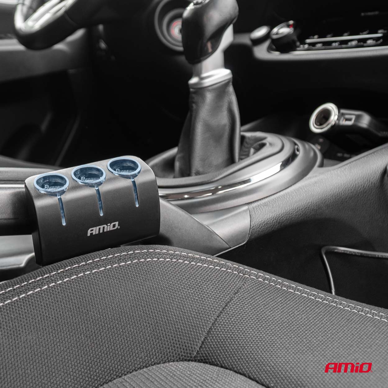 Amio - ΑΝΤΑΠΤΟΡΑΣ ΑΝΑΠΤΗΡΑ 12/24V 120W ΜΑΥΡΟΣ/3 ΘΕΣΕΙΣ/1xUSB-A/ΜΕ ΥΠΟΔΟΧΗ ΑΝΑΠΤΗΡΑ ΑΥΤΟΚΙΝΗΤΟΥ/ΚΑΛΩΔΙΟ 80cm - 1 Τεμ. (04360/AM)