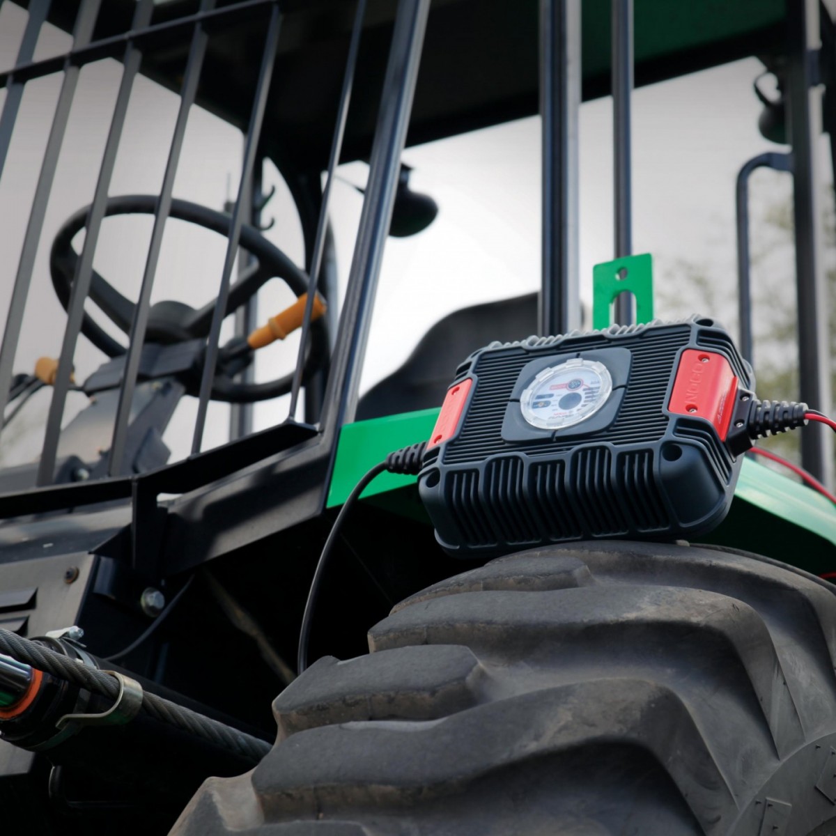 Βιομηχανικός Φορτιστής Μπαταριών NOCO GX2440 UltraSafe (24V / 40A)