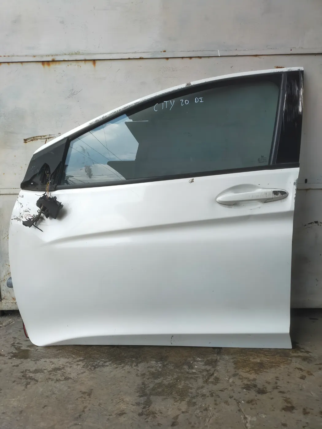 PUERTA DELANTERA IZQUIERDO HONDA CITY 14-20. Fotografía 1