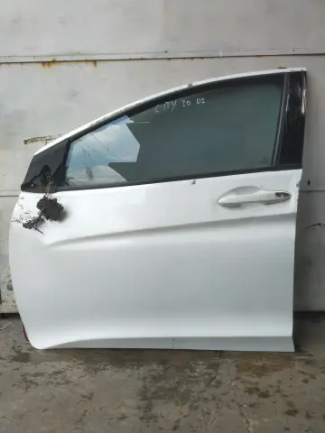 PUERTA DELANTERA IZQUIERDO HONDA CITY 14-20 usada original