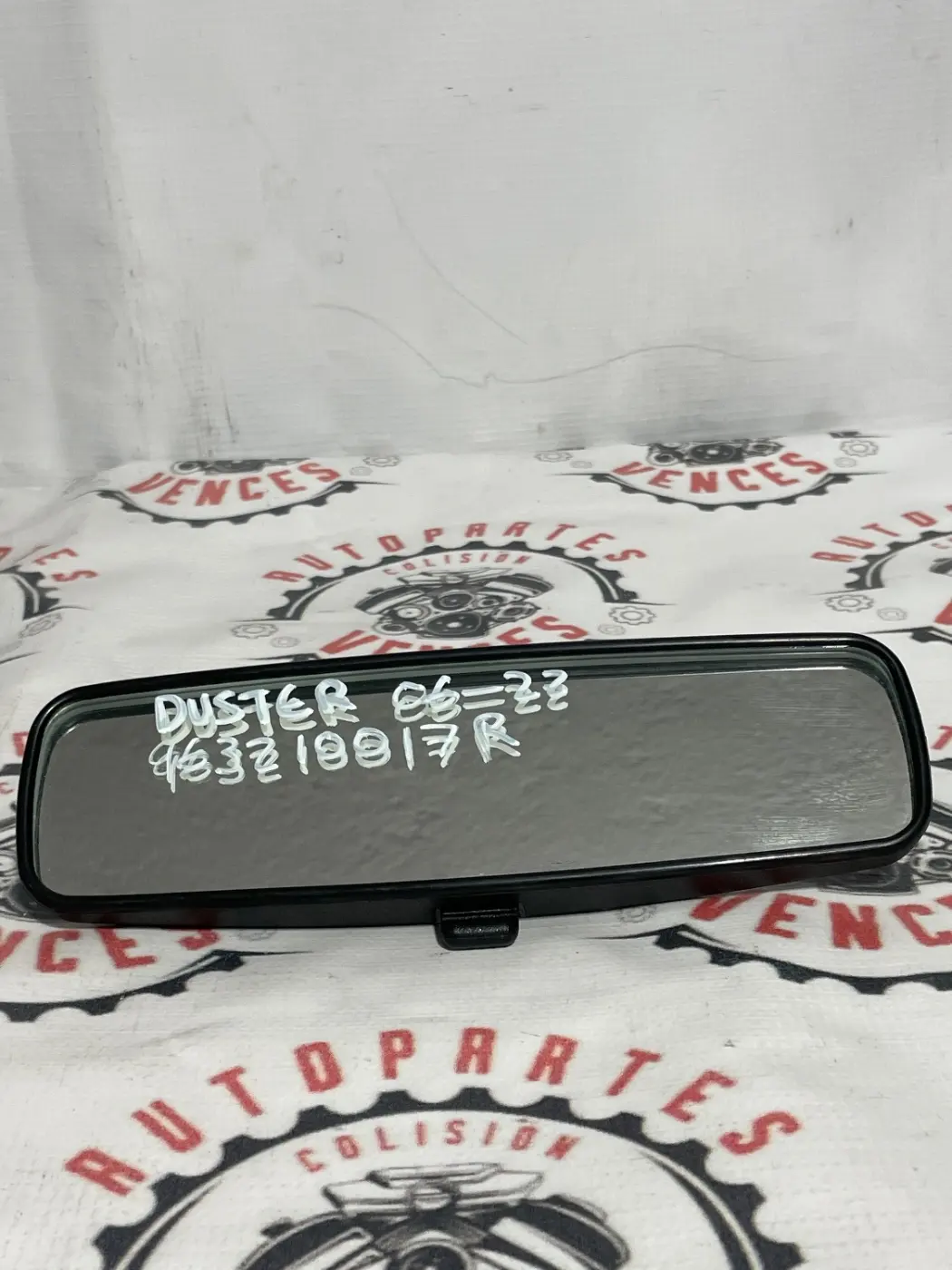 ESPEJO RETROVISOR SUPERIOR RENAULT DUSTER 06-22. Fotografía 1