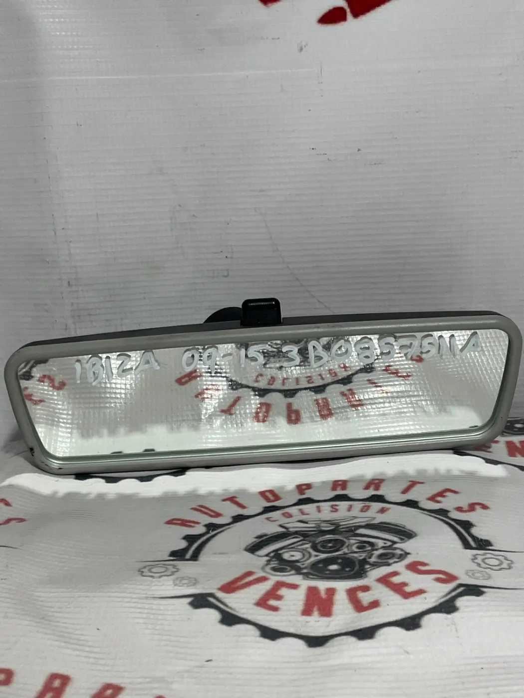 ESPEJO RETROVISOR SUPERIOR SEAT IBIZA 09-15. Fotografía 1