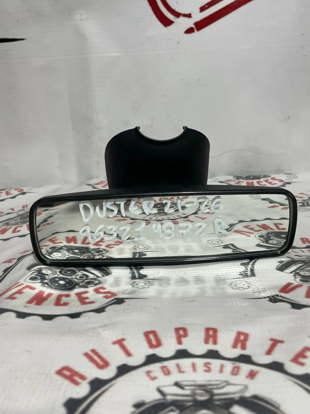ESPEJO RETROVISOR SUPERIOR RENAULT DUSTER 21-26. Fotografía 1